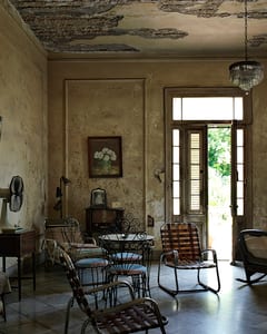 House of Alonso - room