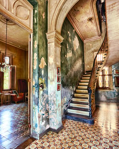 House of Fefa I - (stairway)